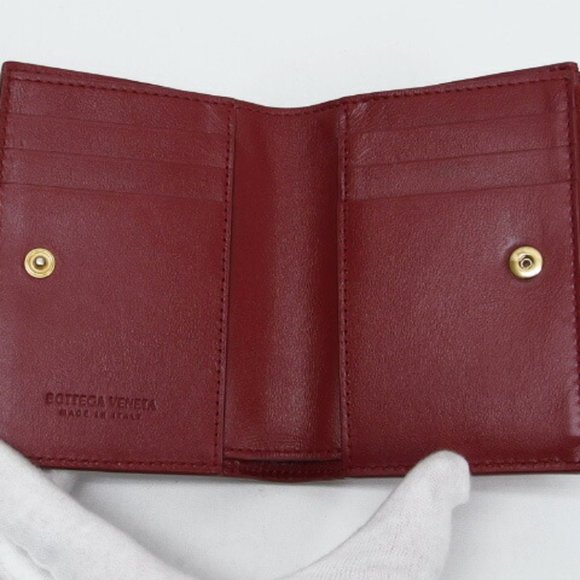 Bottega Veneta Maxi Intrecciato Cassette Bi-fold Compact Wallet - Picture 4 of 10